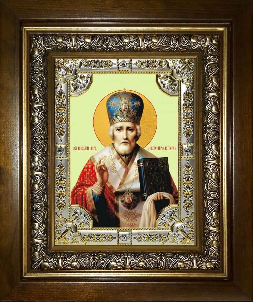 Икона Николай Чудотворец в деревянном киоте