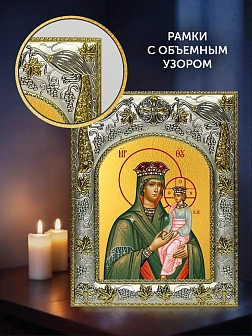 Икона Споручница грешных Божия Матерь в ризе и деревянном киоте, 26х22 см