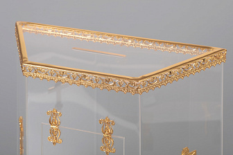 Кружка для пожертвований из оргстекла №4 золочение