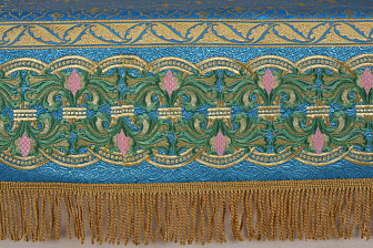 Пелена №03 парча вышивка на глазете 1,3х1,3 (на престол 1,0х1,0)