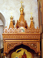 Сень над мощами прп. Ферапонта Можайского. Сень над мощами прп. Ферапонта Можайского.