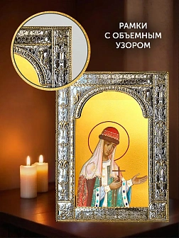 Икона Ольга Великая Княгиня в ризе и киоте под дерево, 33х27 см