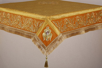 Пелена №02 парча вышивка на бархате 1,3х1,3 (на престол 1,0х1,0)