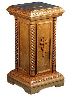 Стол для пожертвований.