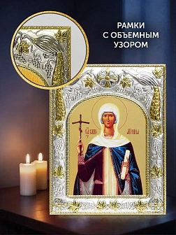 Икона Нина Просветительница Грузии в ризе и деревянном киоте, 26х22 см