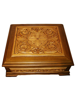 Мощевик резной