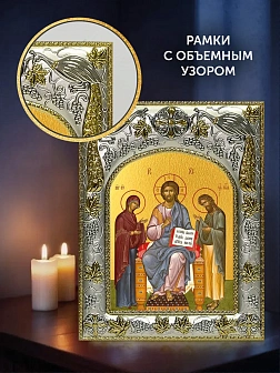 Икона Деисус в ризе и деревянном киоте, 26х22 см