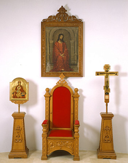 Крест на шесте резной из запрестольного набора