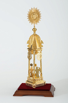 Дарохранительница №3 золочение