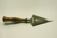 Копие с деревянной ручкой большое 02