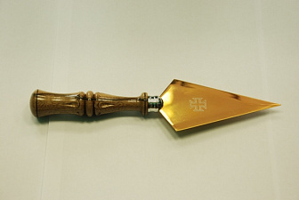 Копие с деревянной ручкой большое 04