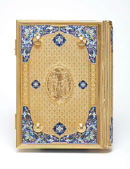 Евангелие 360*240 напрестольное №9 крышки золочение эмаль камни (с закладкой)