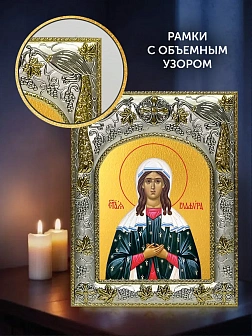 Икона Глафира Амасийская в ризе и деревянном киоте, 26х22 см