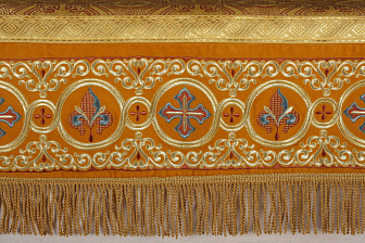 Пелена №07 парча вышивка на бархате 1,3х1,3 (на престол 1,0х1,0)