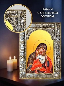 Икона Умиление Божия Матерь в ризе и деревянном киоте, 33х27 см