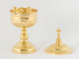 Чаша водосвятная №1 со светильниками чеканка золочение