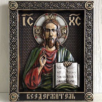 Икона Господь Вседержитель, резная из дерева, 25х32см