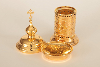 Сосуд для преждеосвященных даров золочение
